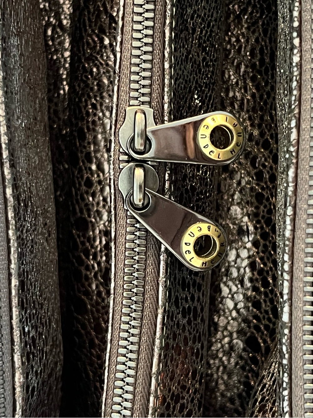HENRI BENDEL # 7 QUILTED METALLIC SHOULDER BAG. - Picture 10 of 15